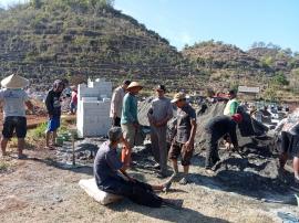 PEMBANGUAN PAGAR MAKAM PADUKUHAN MENDAK